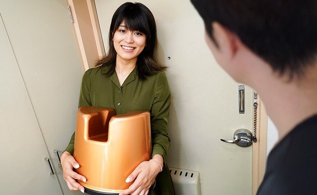 Pacopacomama_041323_829 (Uncensored) - Ema Kato, This Freaky Girl Brings Freaky Toy Chair!